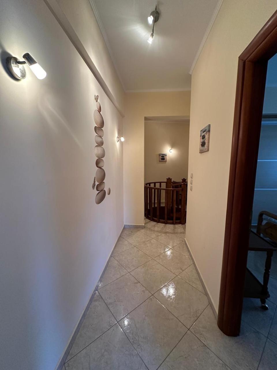 Home Himara Himara