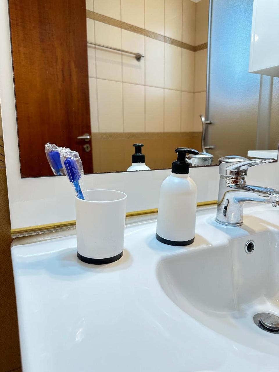 Apartament Home Himara *