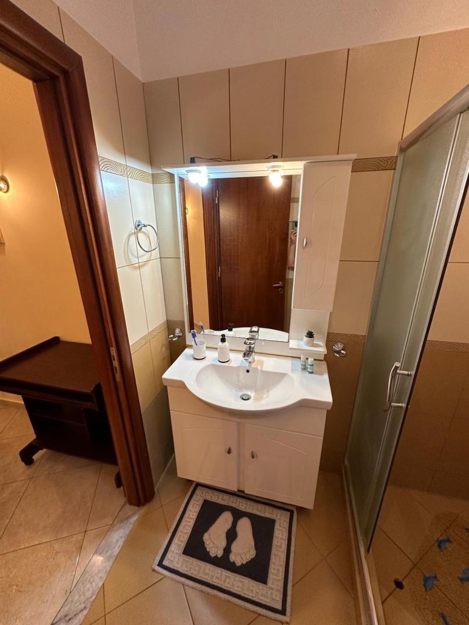 Home Himara Apartament